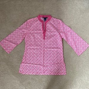 Preppy Cape Madras pink and white tunic. Size Small. Like new condition.